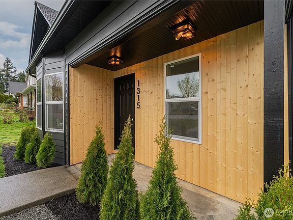 2nd image of 1315 E Marine View Drive