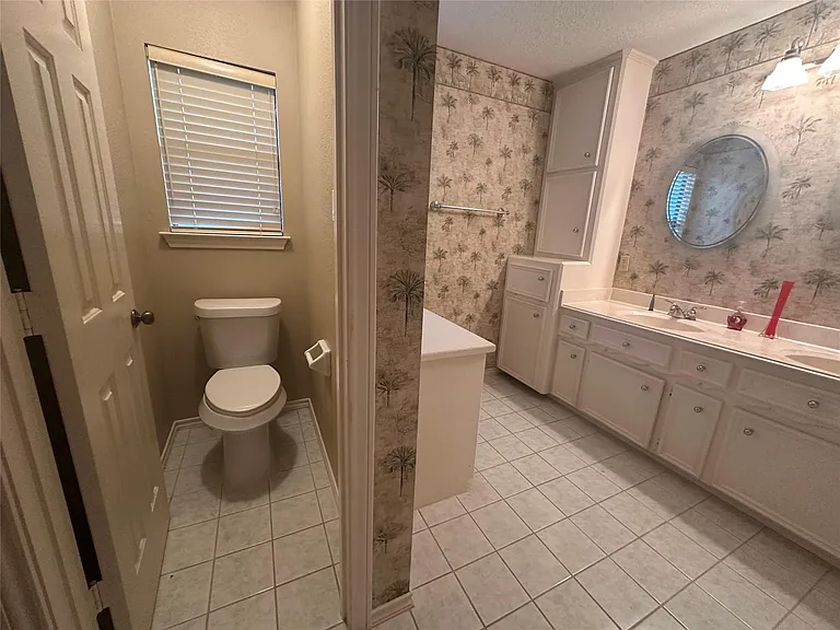 14707 Treborway Dr — Photo 23