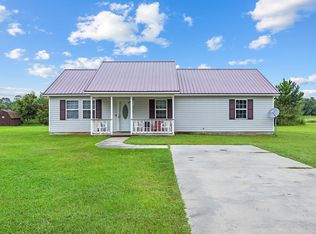 407 Pinecrest Dr, Douglas, GA 31535