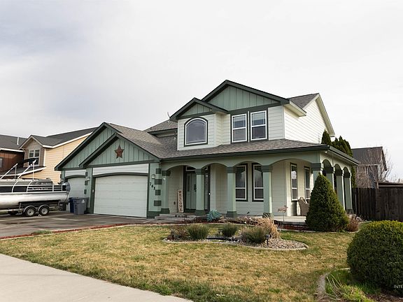 2nd image of 765 SW Foley St