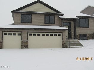 6263 Mallard Dr NW, Rochester, MN 55901