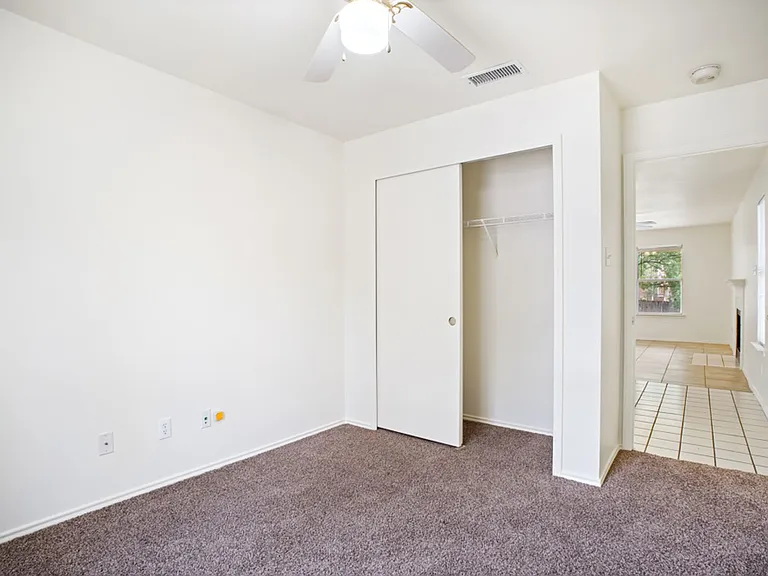 6054 Bantry Bay — Photo 15