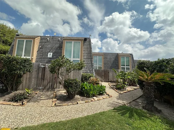 16120 Stuebner Airline Rd APT 202, Spring, TX 77379