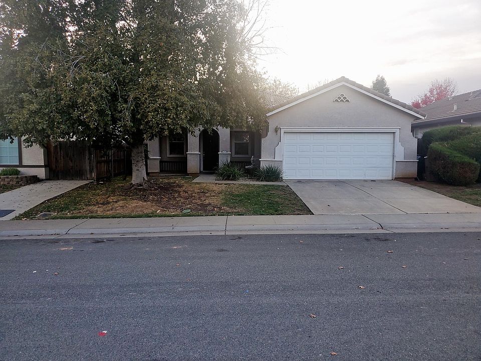 1st image of 1542 Briar Ln