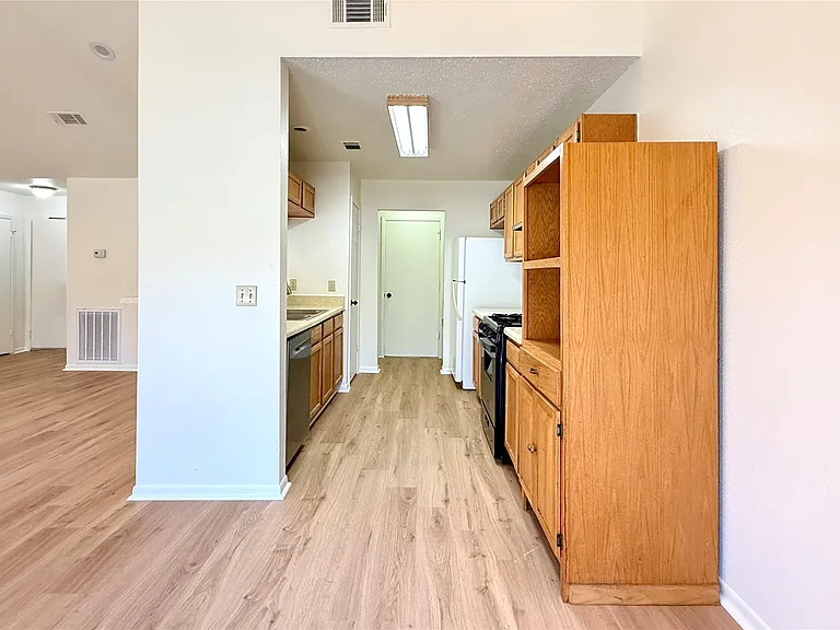 9631 Secretariat Dr — Photo 8