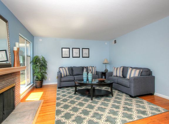 3rd image of 2261 Nobili Ave