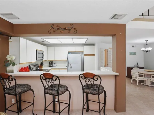 41521 E Woodhaven Dr, Palm Desert, CA 92211