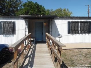415 Overlook Rd, San Antonio, TX 78233