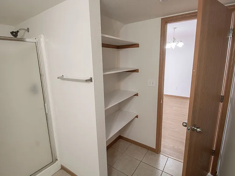 1529 Bodie Dr — Photo 28
