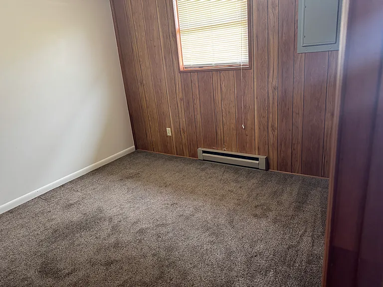703 Lake Dr #D — Photo 7