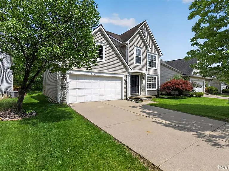 3457 Ashburnam Rd — Photo 2