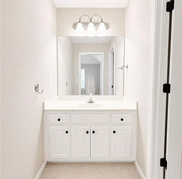 3235 Bentwood Close — Photo 35