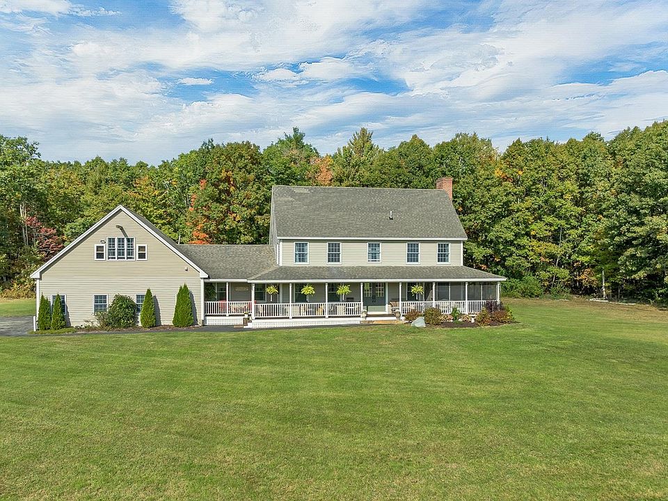 1st image of 35 Quinns Field