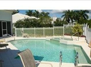 863 Inlet Dr, Marco Island, FL 34145