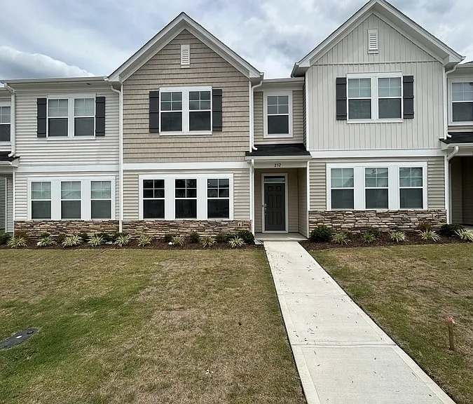 232 Marelli Dr — Photo 3