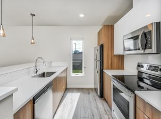 8410 SE 17th Ave #11, Portland, OR 97202