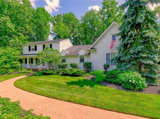 1819 Sheridan Rd, Cleveland, OH 44121