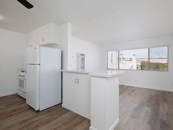 3rd image of 4580 33rd St Unit 7