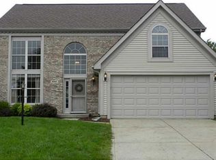 8842 Glass Chimney Ln, Fishers, IN 46037