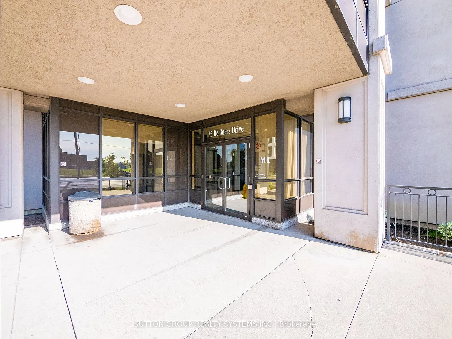 2 bed, $2,450 — Photo 4