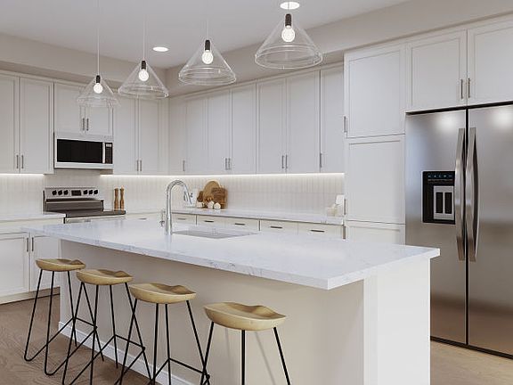 Kitchen with large central island