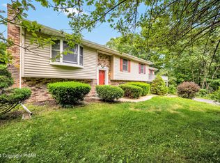 153 Wes Flo Ct, Kunkletown, PA 18058