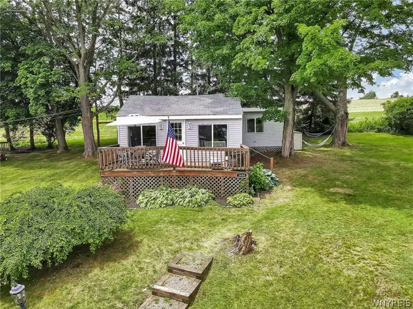 3688 Shearman Rd, Perry, NY 14530