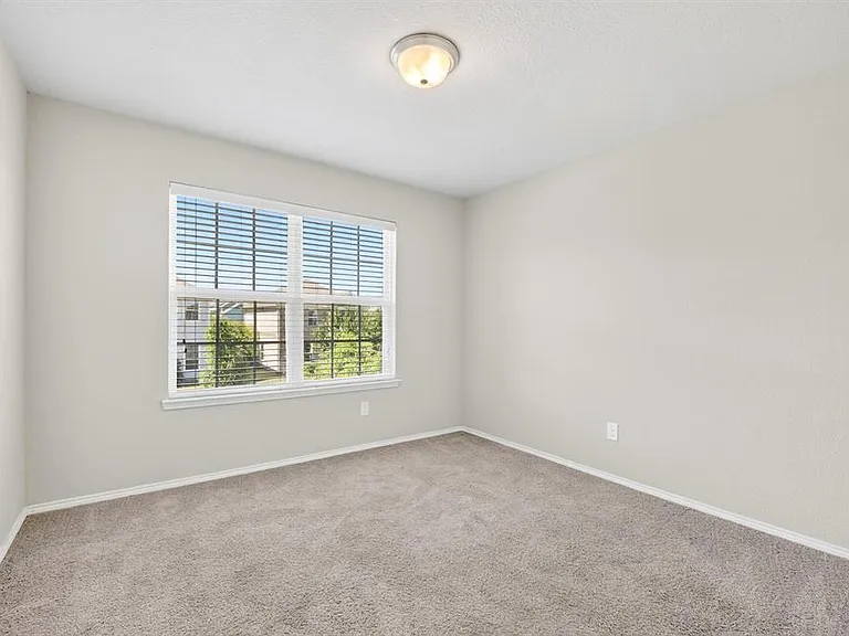 1425 Bull St — Photo 26