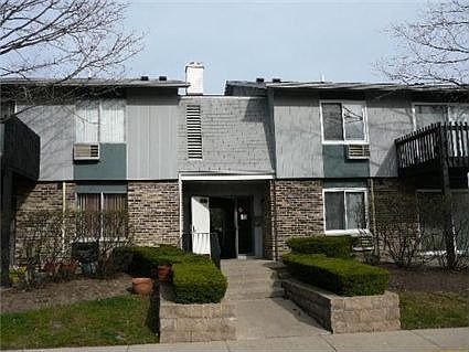 2nd image of 904 E Old Willow Rd Unit 203