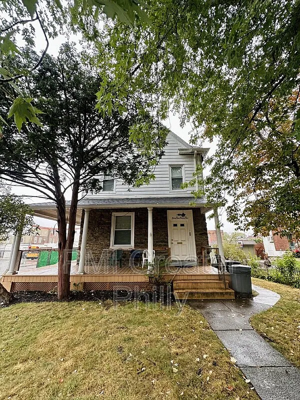 1 bed, 1.0 bath, $925 — Photo 1