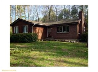 4 Estes Dr, Freeport, ME 04032