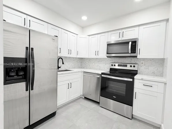 1470 NW 22nd Ct #2, Fort Lauderdale, FL 33311