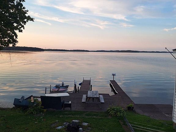 4th image of 6108 Curtis Point Rd #17