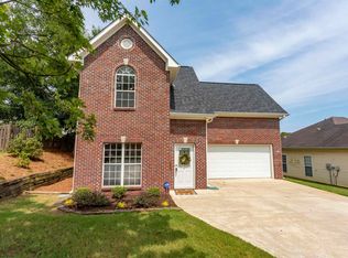 205 King Arthur Pl, Alabaster, AL 35007