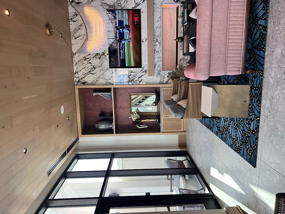 2nd image of 930 Commerce St #1308