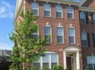 2715 Celestial Dr, Woodbridge, VA 22191