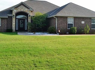 1110 Alma Dr, Elgin, OK 73538