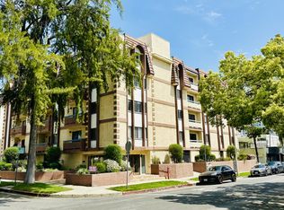 100 N Clark Dr APT 402, West Hollywood, CA 90048