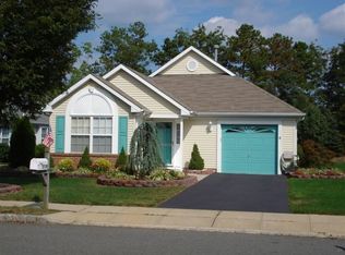 2739 Meadow Lake Dr, Toms River, NJ