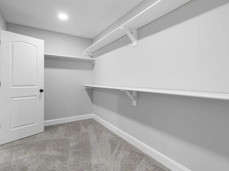 2125 Powell Rd — Photo 20