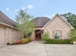 19878 Stonehill Dr, Denham Springs, LA 70726