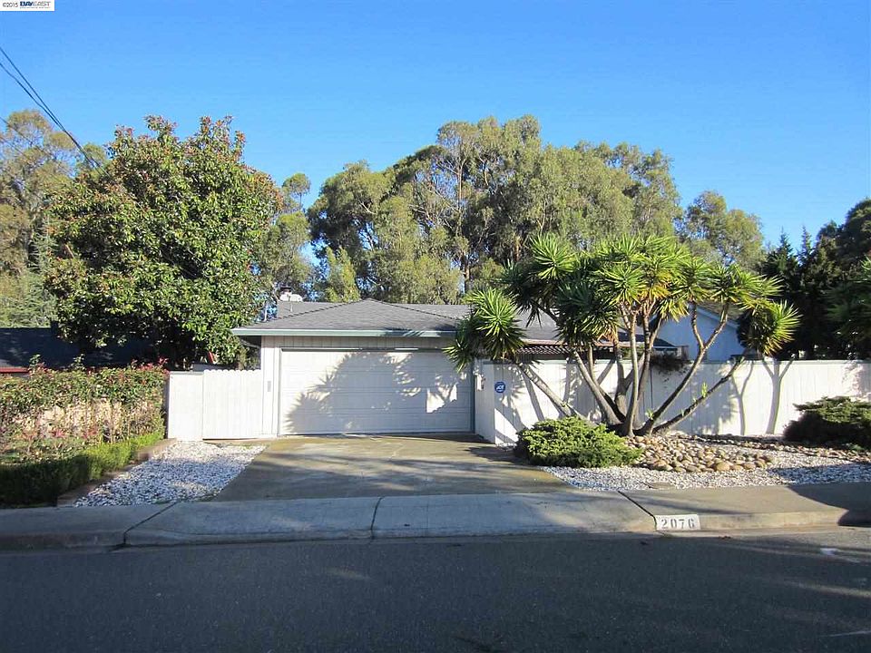 1st image of 2076 Nina Ct