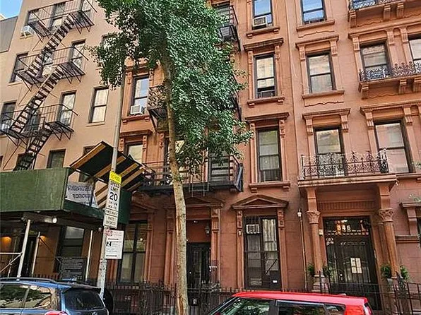 344 W 48th St APT 1RE, Manhattan, NY 10036