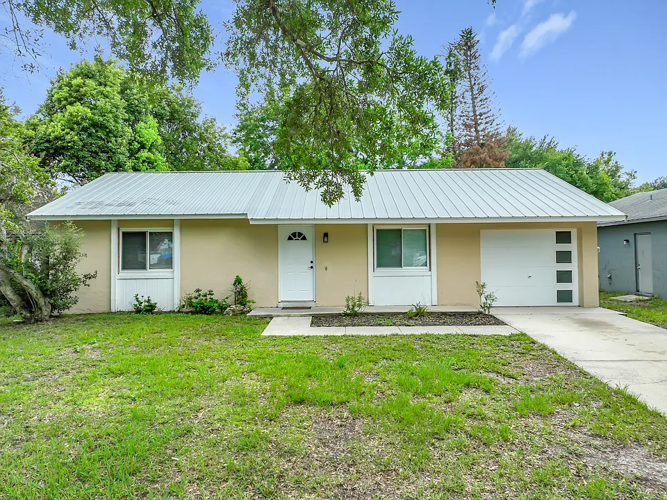 13868 Lena St