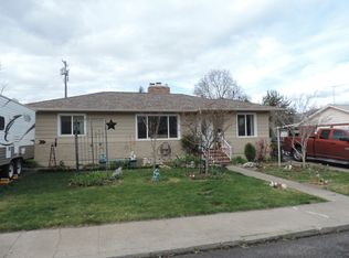 1226 11th St, Clarkston, WA 99403