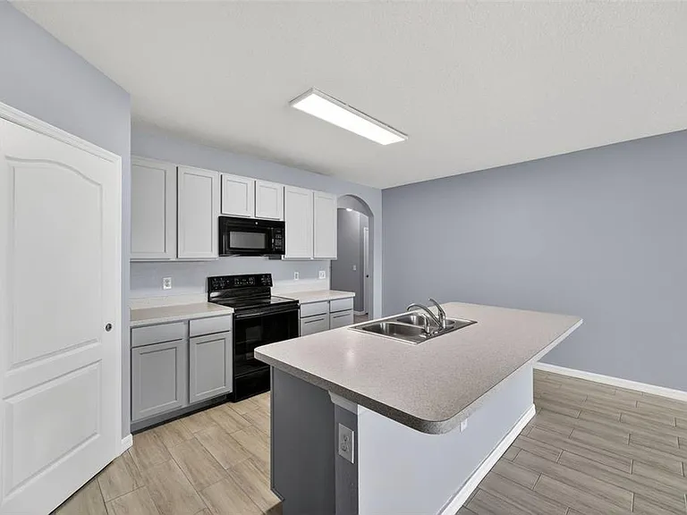 4042 Wayfarer Way — Photo 12