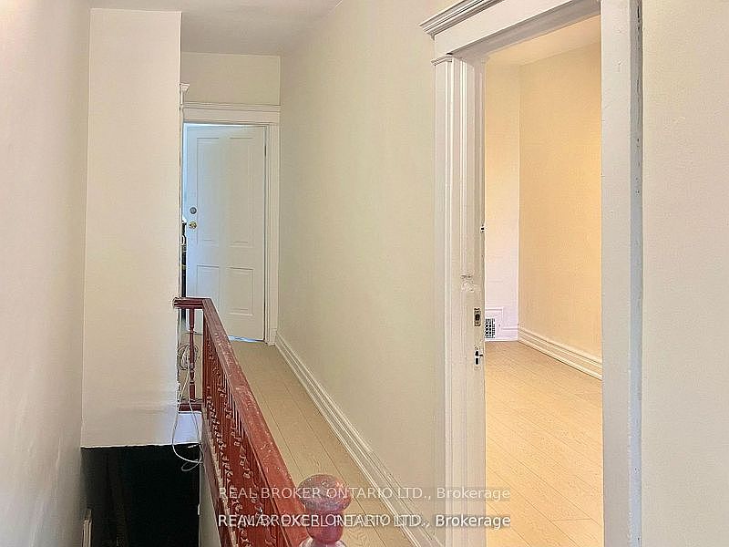 Toronto Townhouse for rent - 2 Bedrooms — photo 7