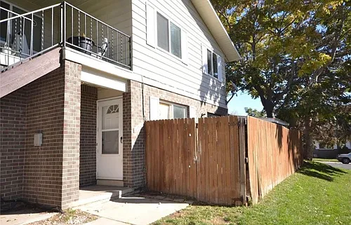 9865 Lane St Photo 1