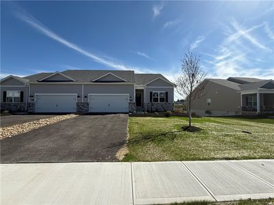 163 Smith Ln, Beaver Falls, PA, 15010