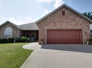 934 E Ozark Jubilee Rd, Nixa, MO 65714